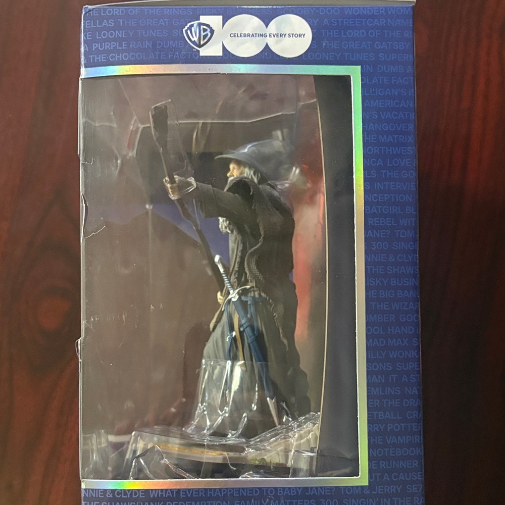 Gandalf the Grey Action Figure by Warner Bros  Lord of the Rings - Picture 3 of 4